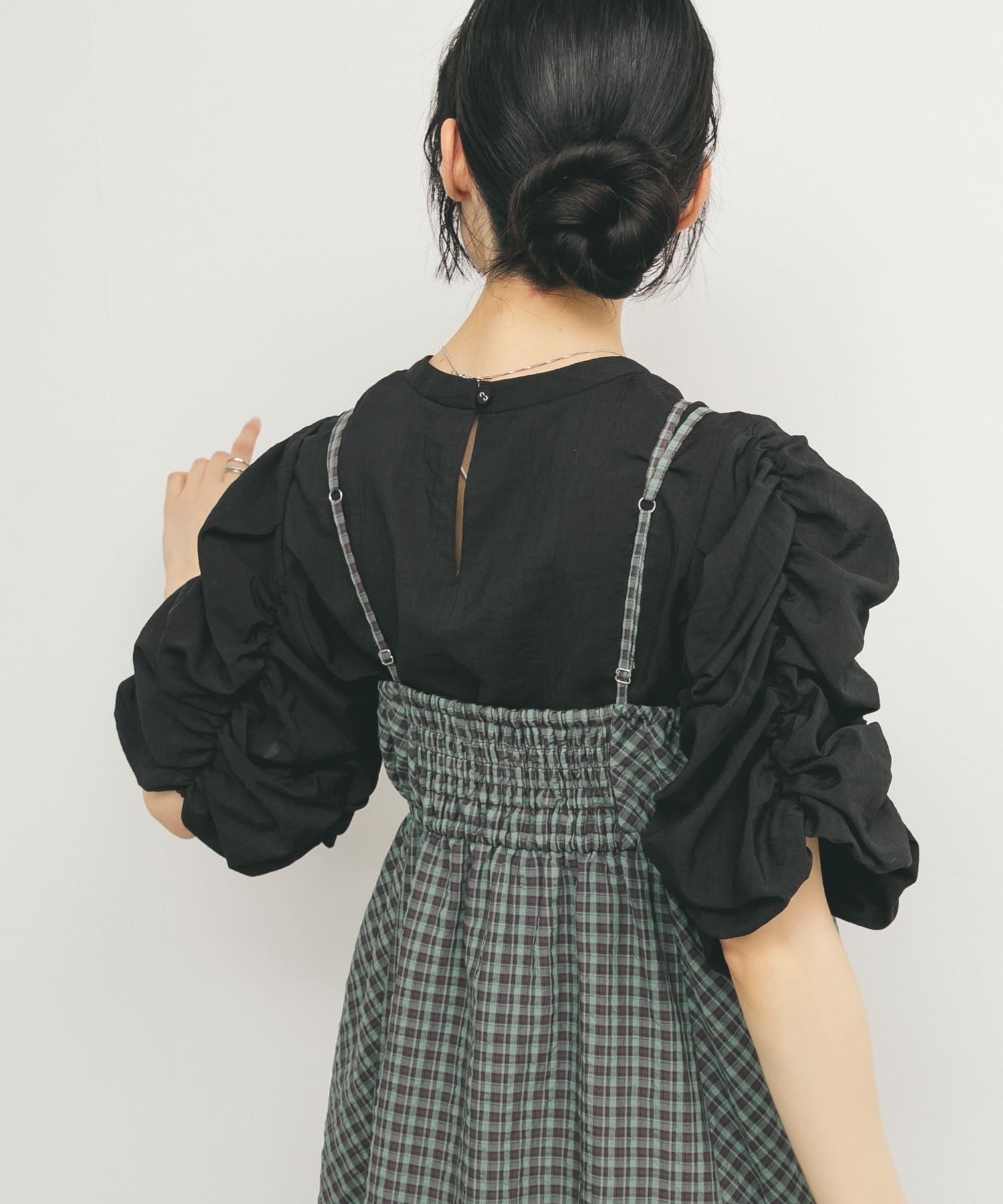 身長：160cm サイズ：one