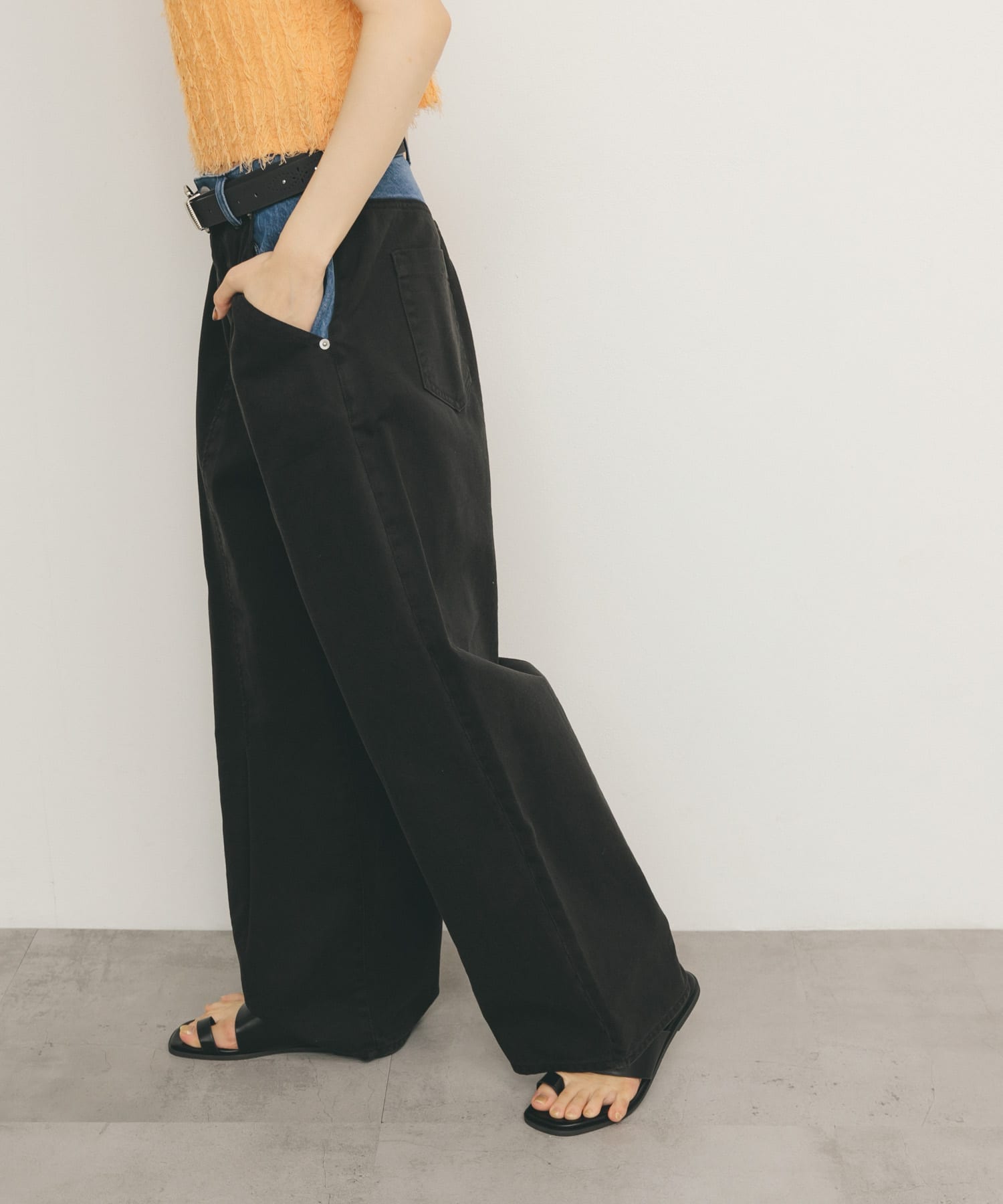 2サイズ展開』バイカラーコクーンパンツ(36 BLK×L.BLU): ボトム｜URBAN