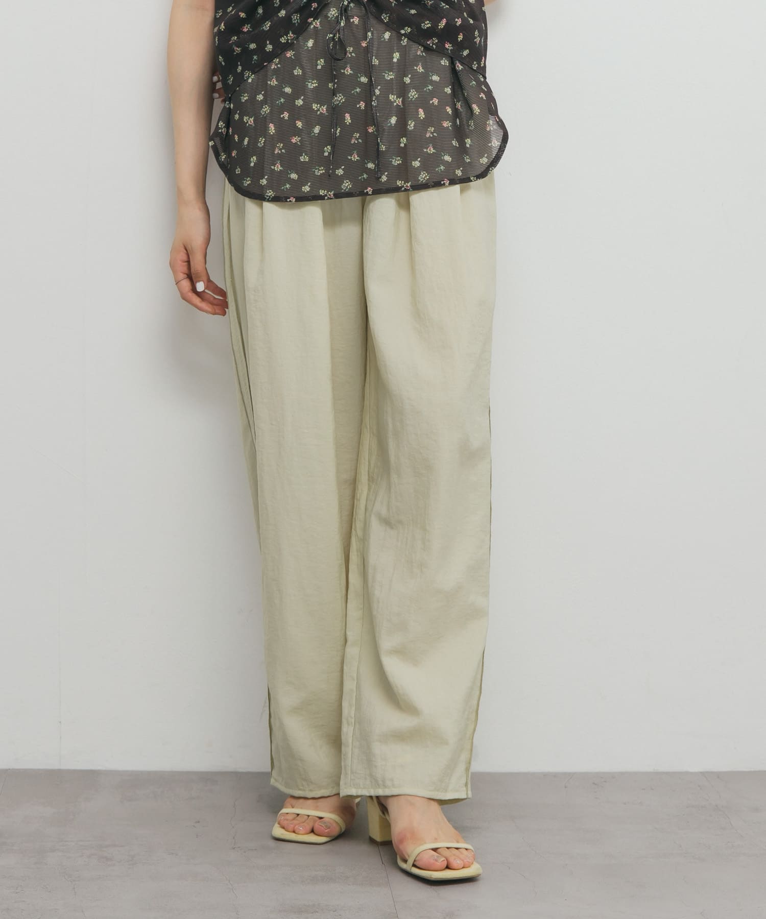 L.BEIGE