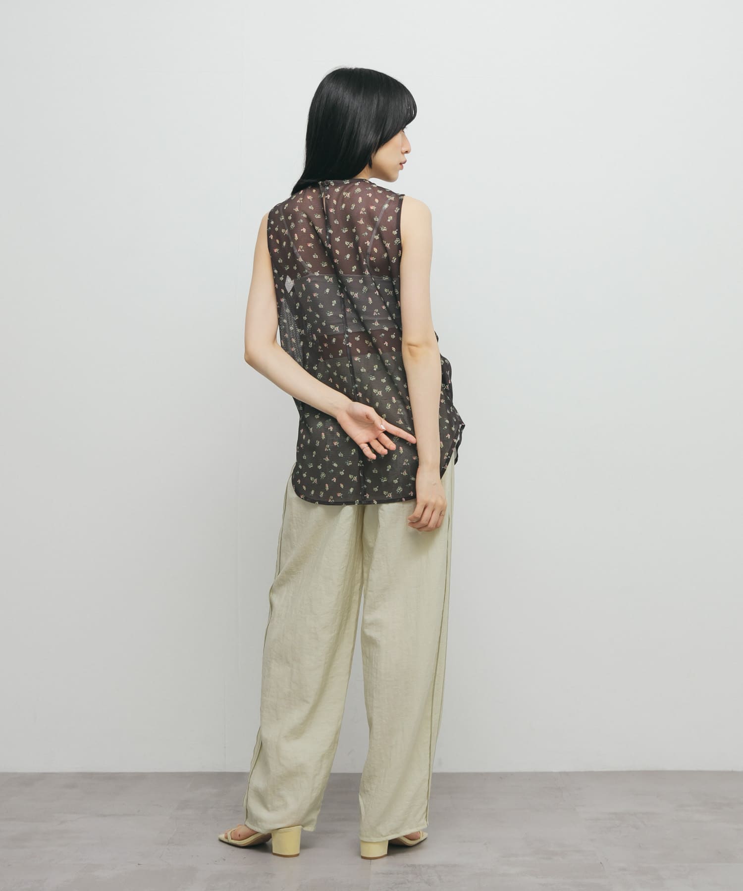 L.BEIGE