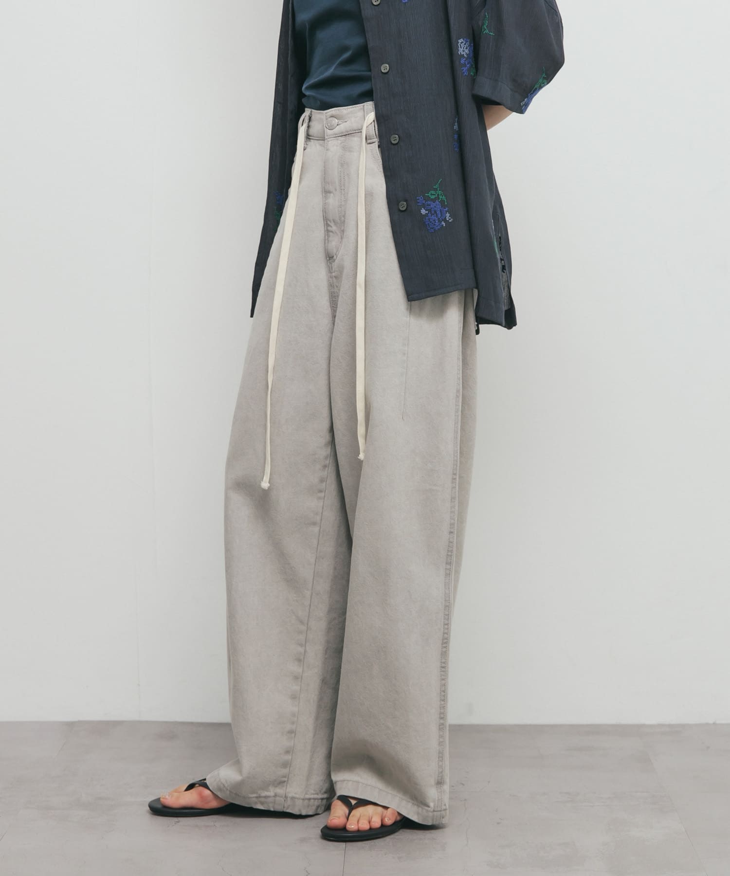 身長：160cm サイズ：36