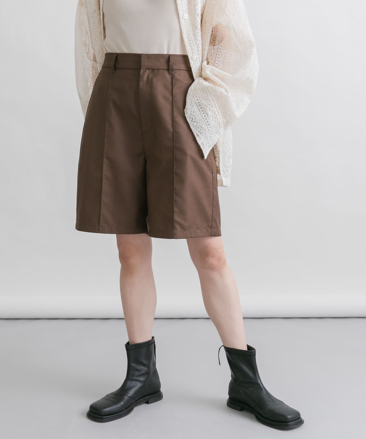 ピンタックショートパンツ