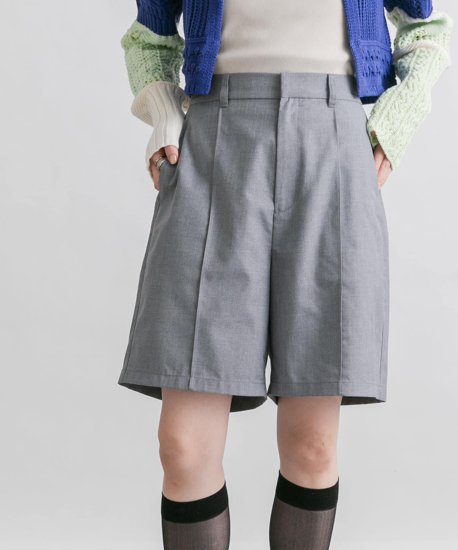 ピンタックショートパンツ
