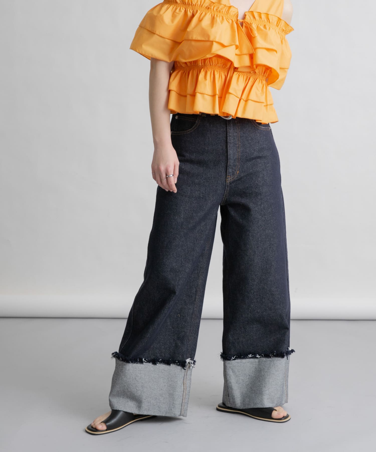 身長：160cm サイズ：36