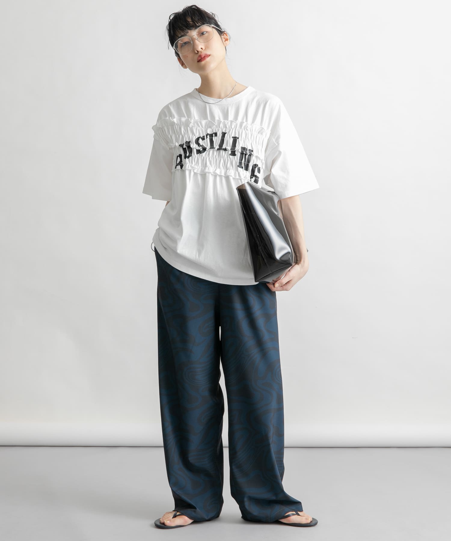 身長：160cm サイズ：one