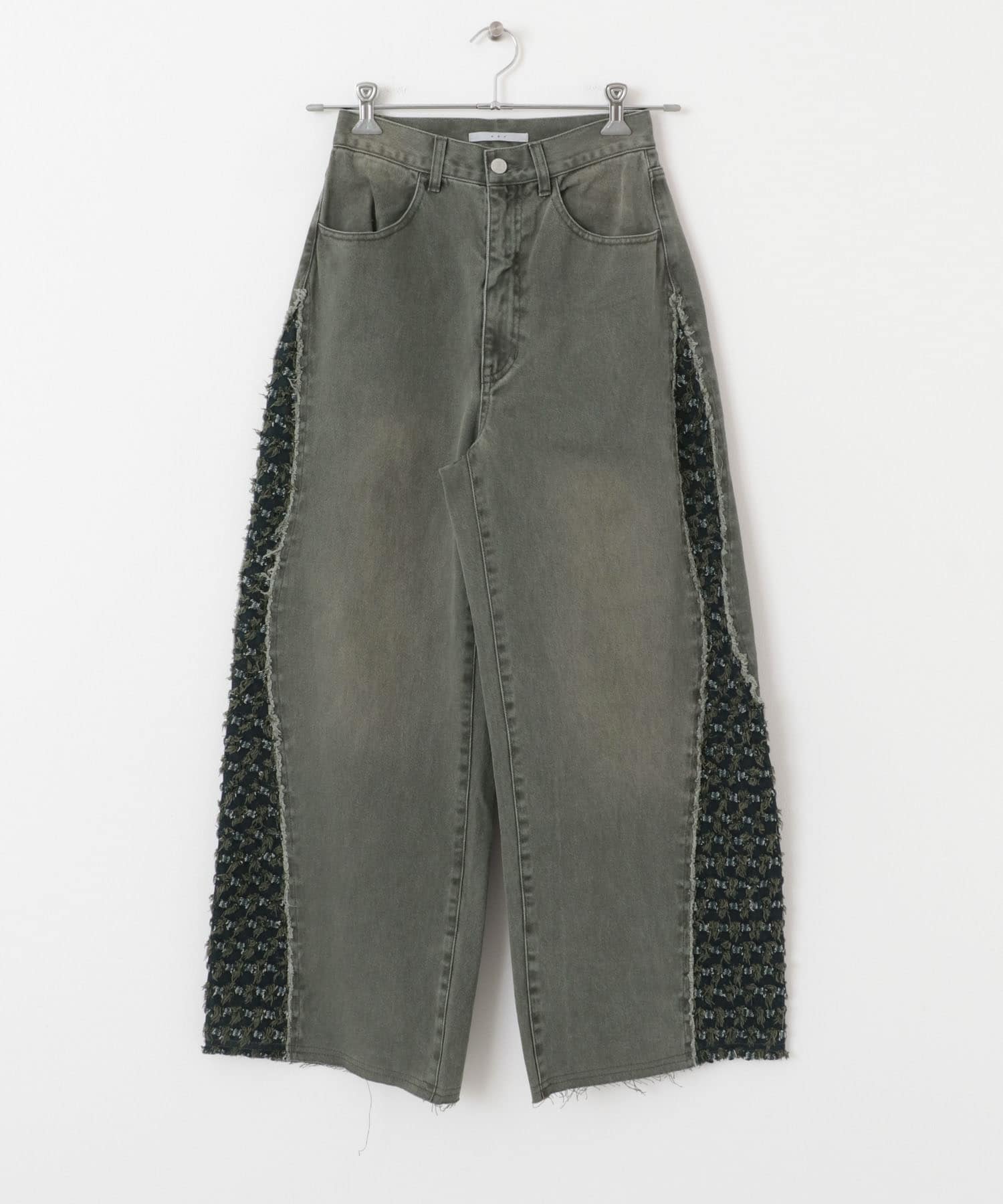 KHAKI