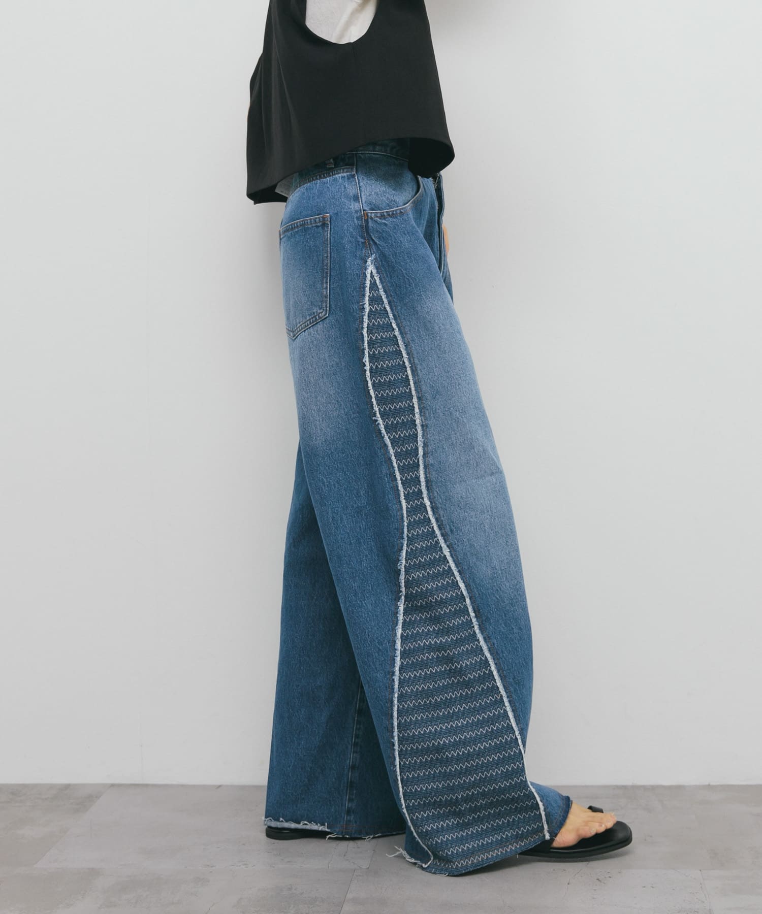 身長：160cm サイズ：36