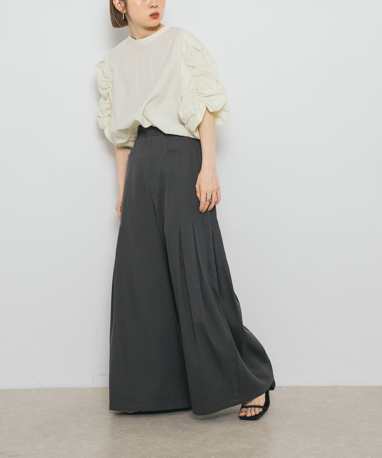 2サイズ展開』サイドタックバギーパンツ(36 CHARCOAL): ボトム｜URBAN