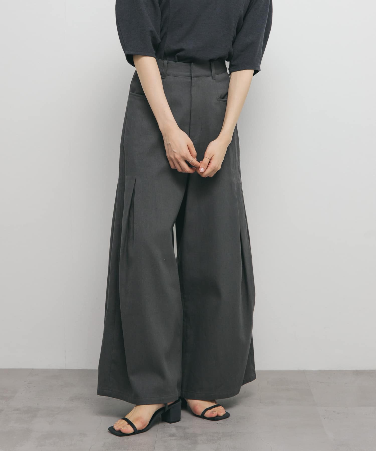 身長：160cm サイズ：36