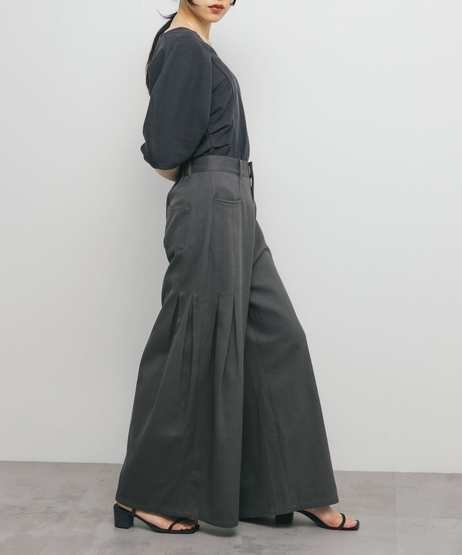 身長：160cm サイズ：36