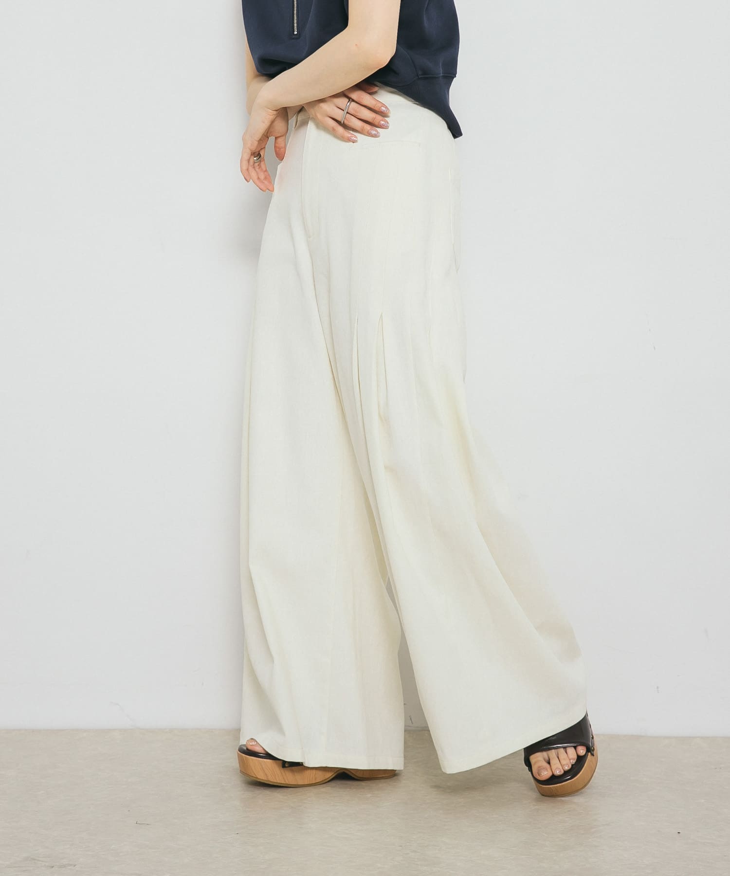 IVORY