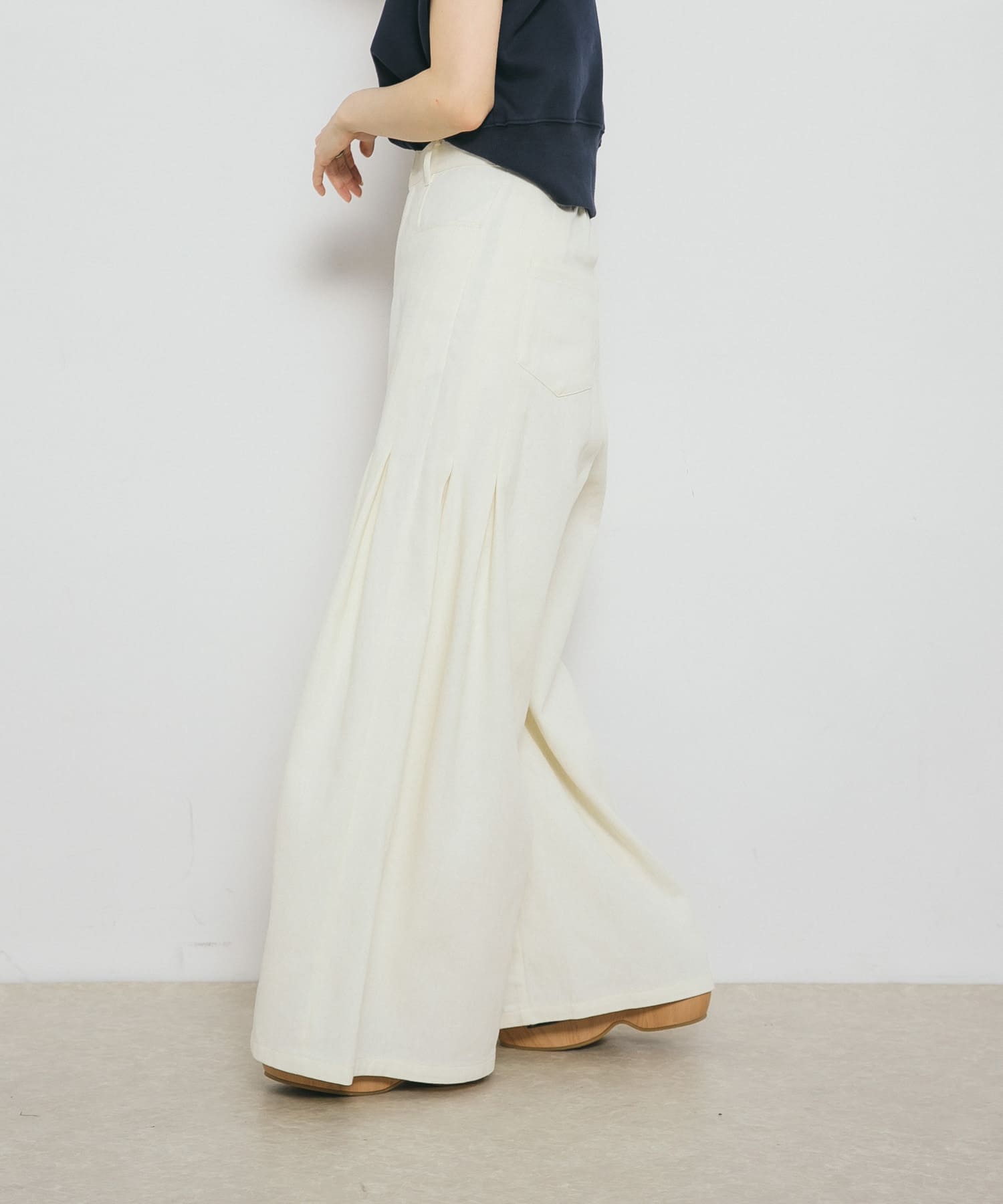 IVORY