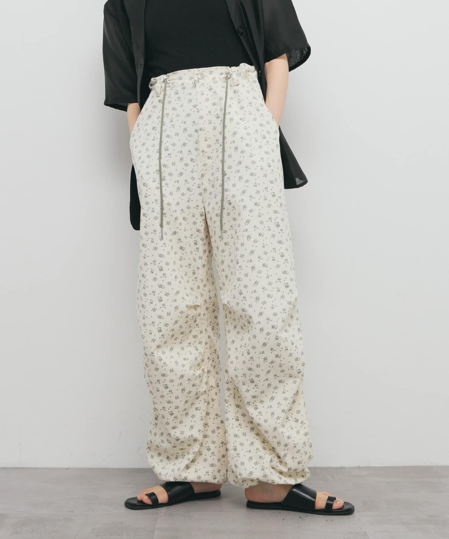 身長：160cm サイズ：one