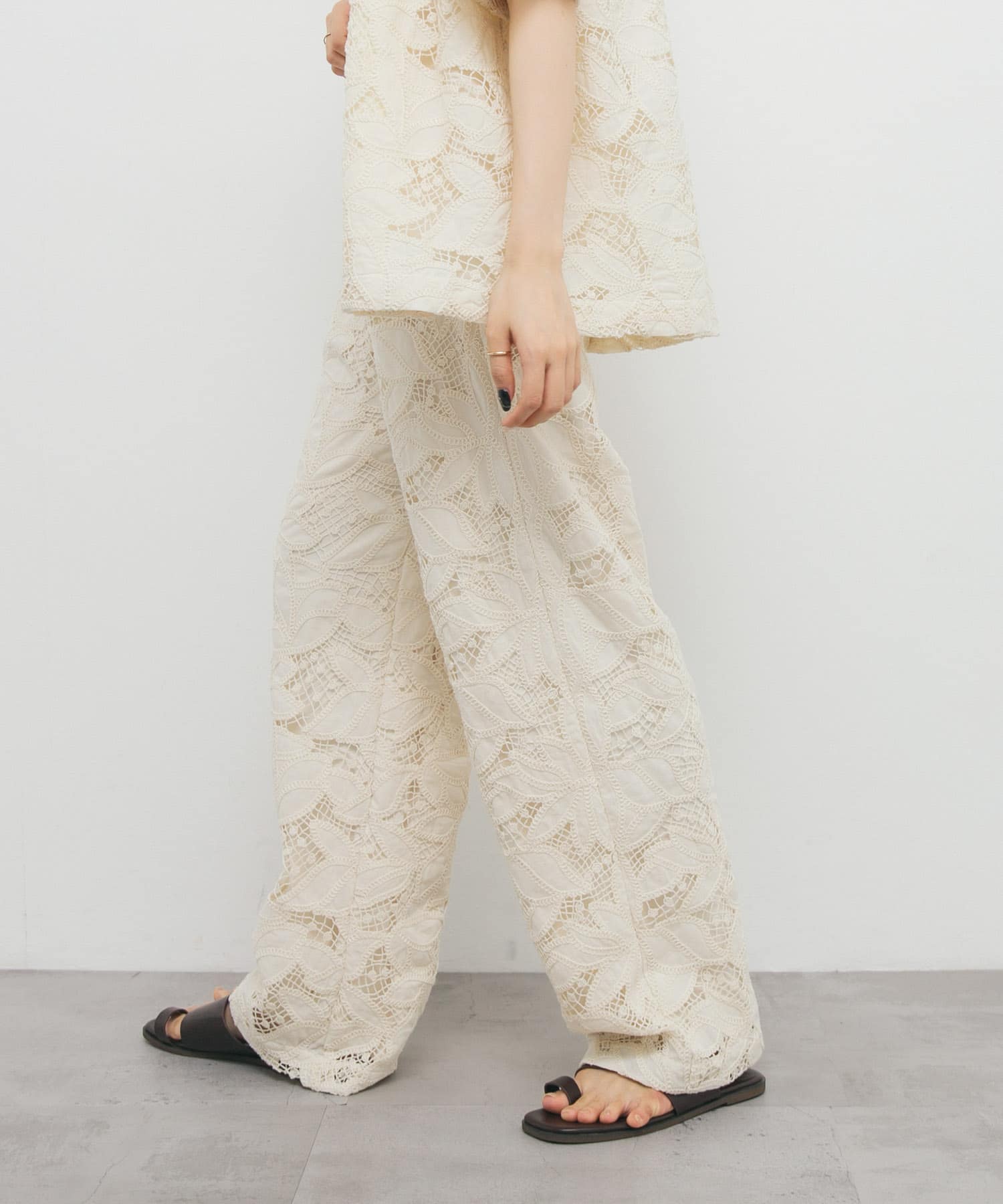 IVORY