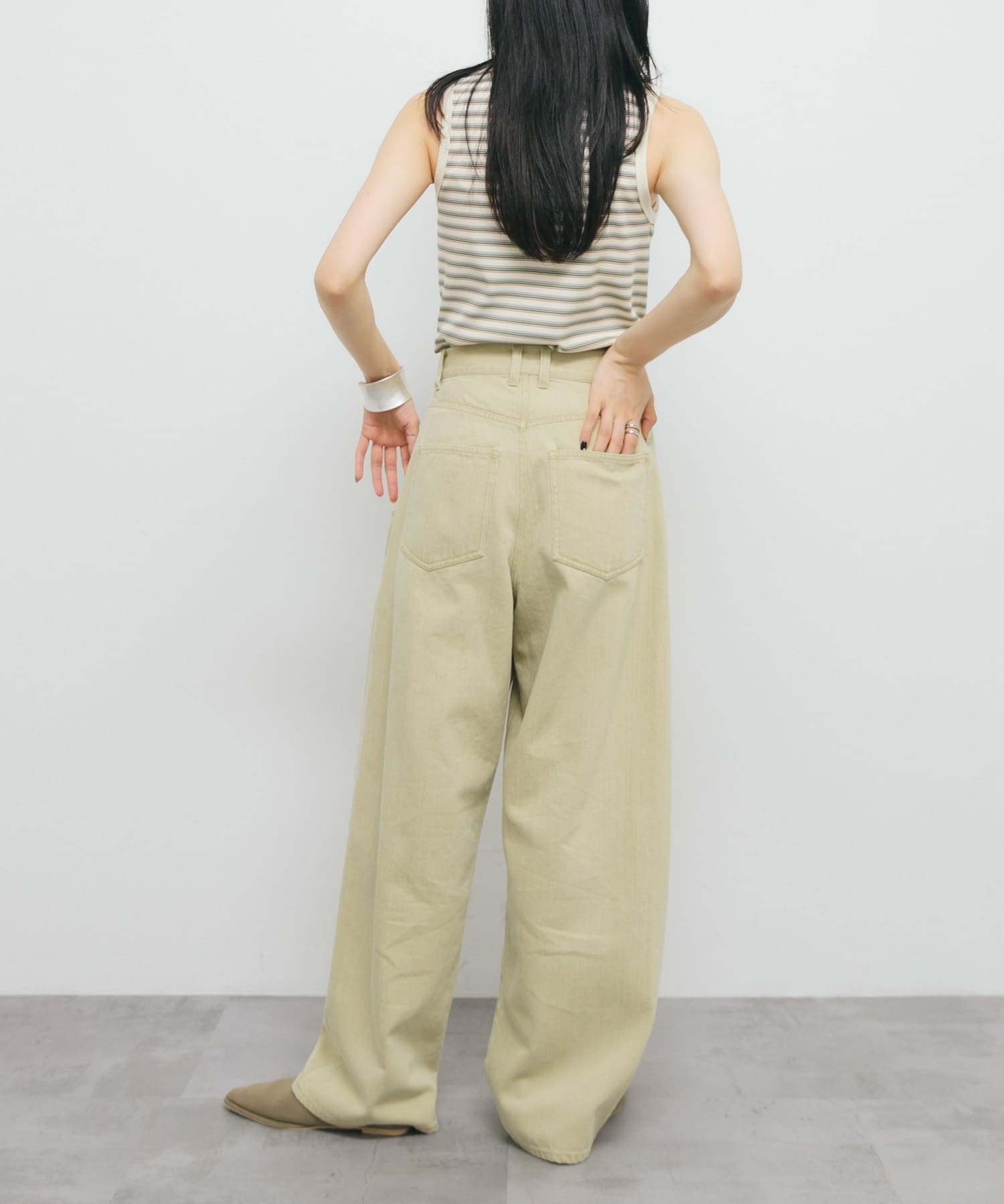 身長：160cm サイズ：36