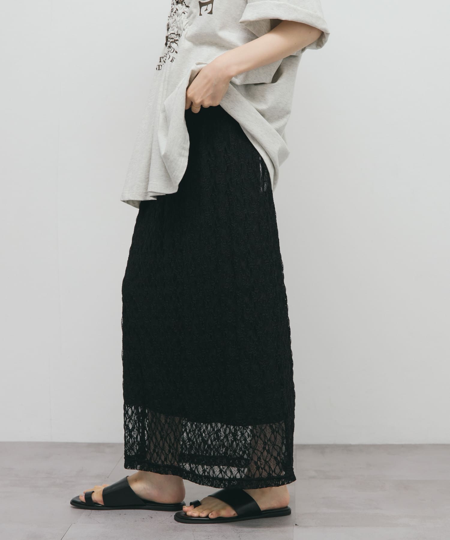 シアーレーススカート