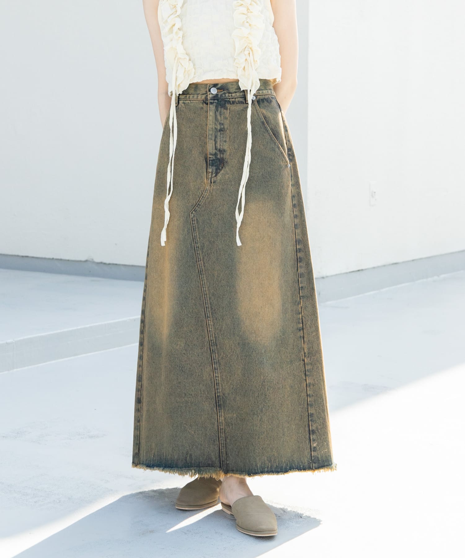 バックスリットデニムスカート