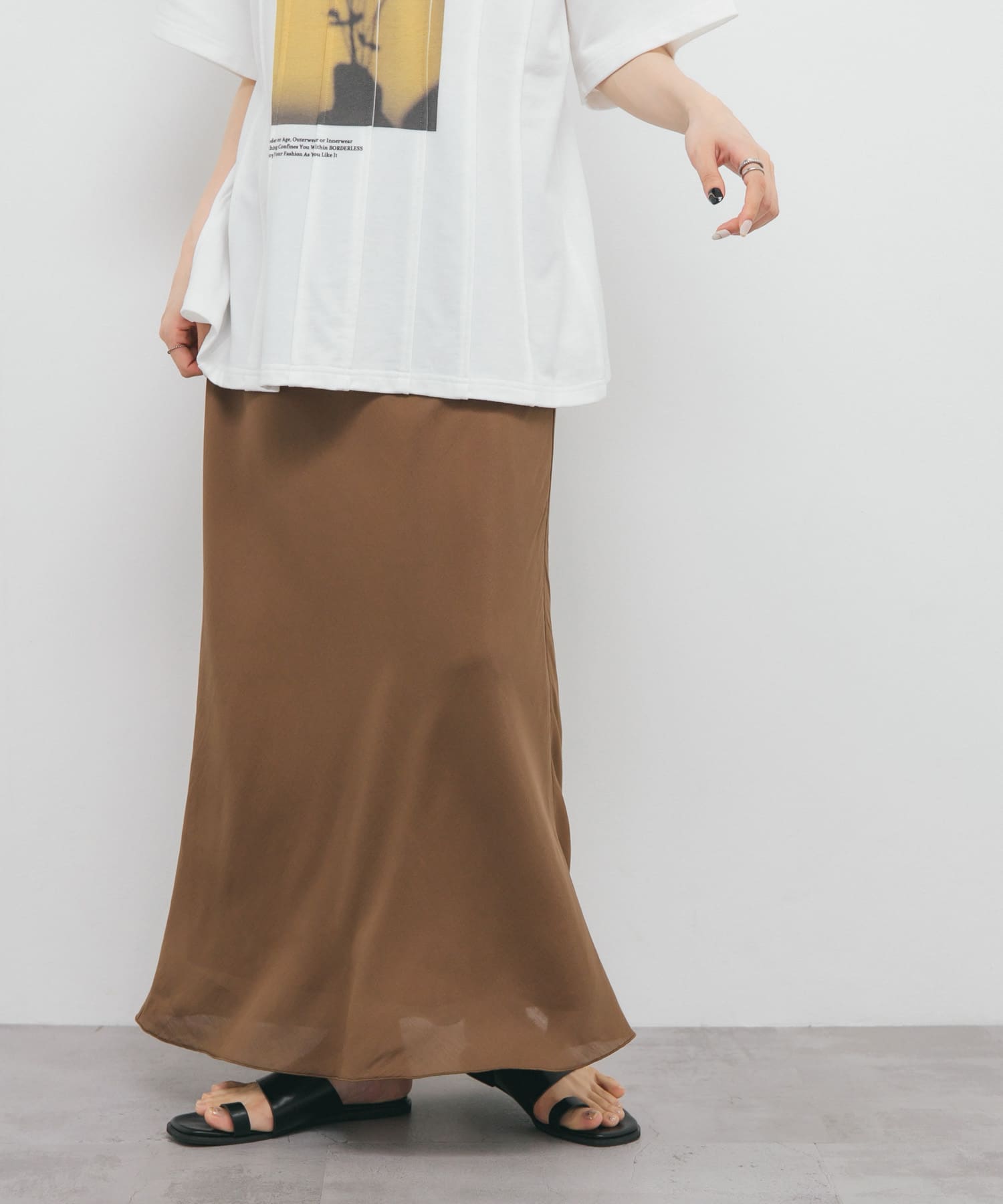 シアーナロースカート