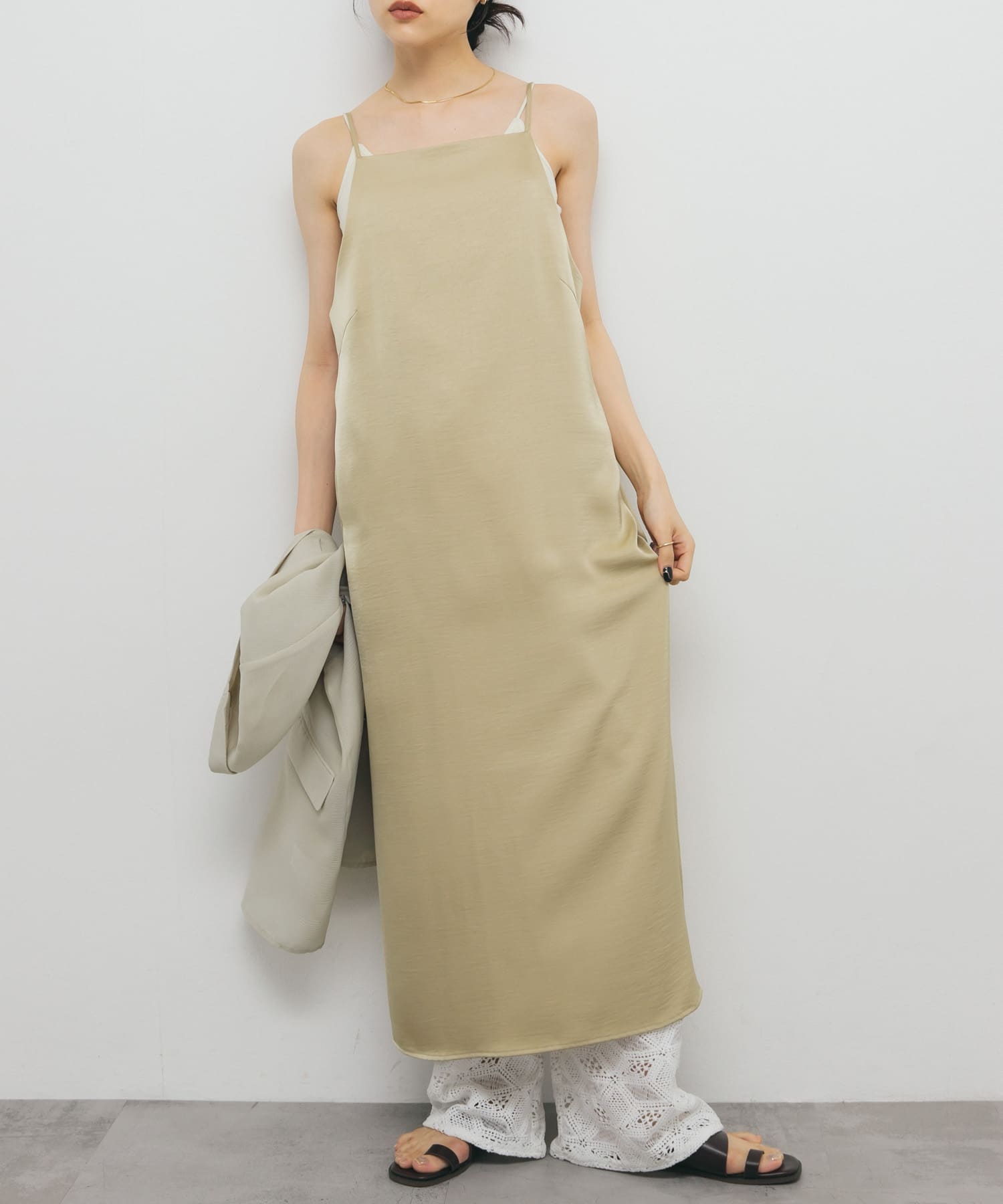 サテンキャミワンピース