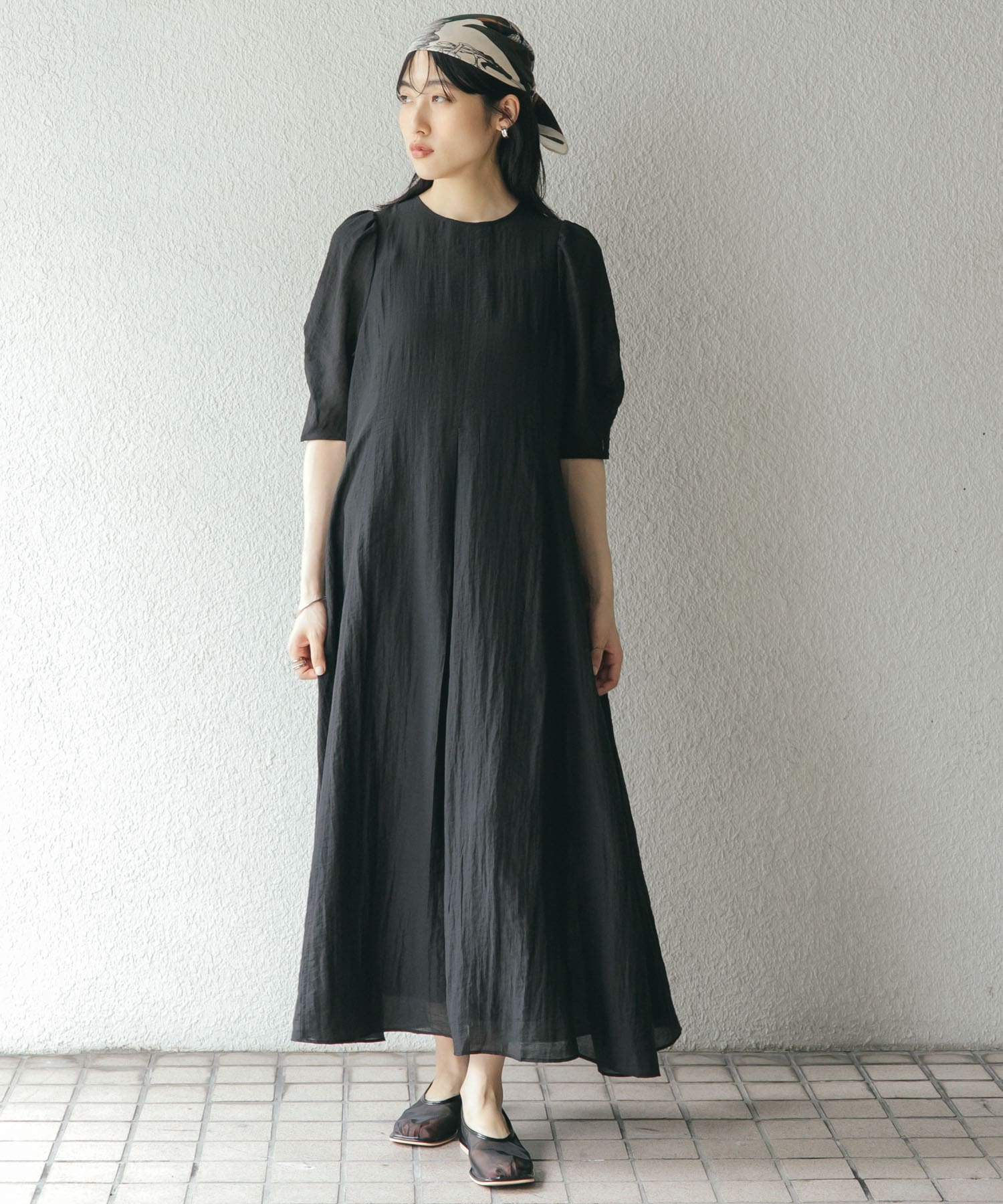 ギャザースリーブフレアワンピース