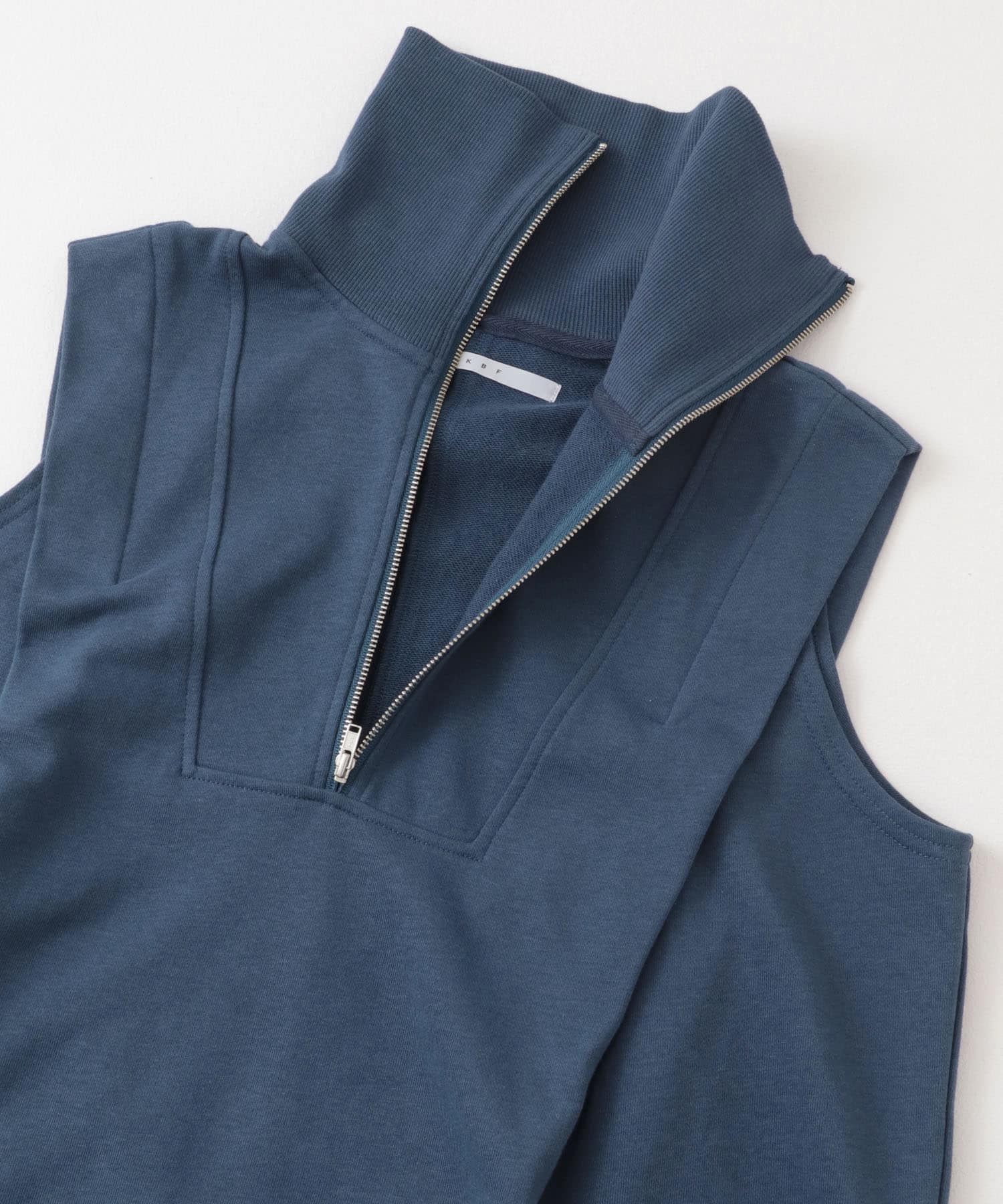 ハーフZIPカットワンピース NAVY one