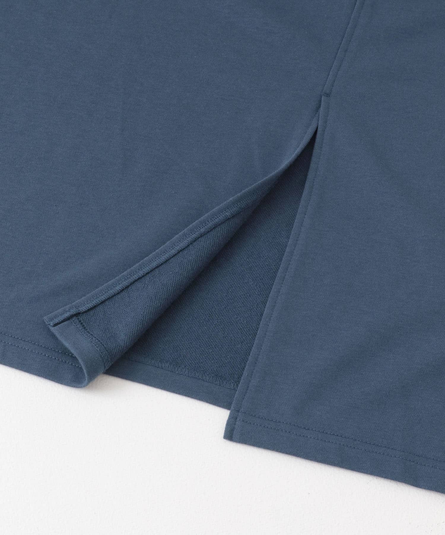 ハーフZIPカットワンピース NAVY one