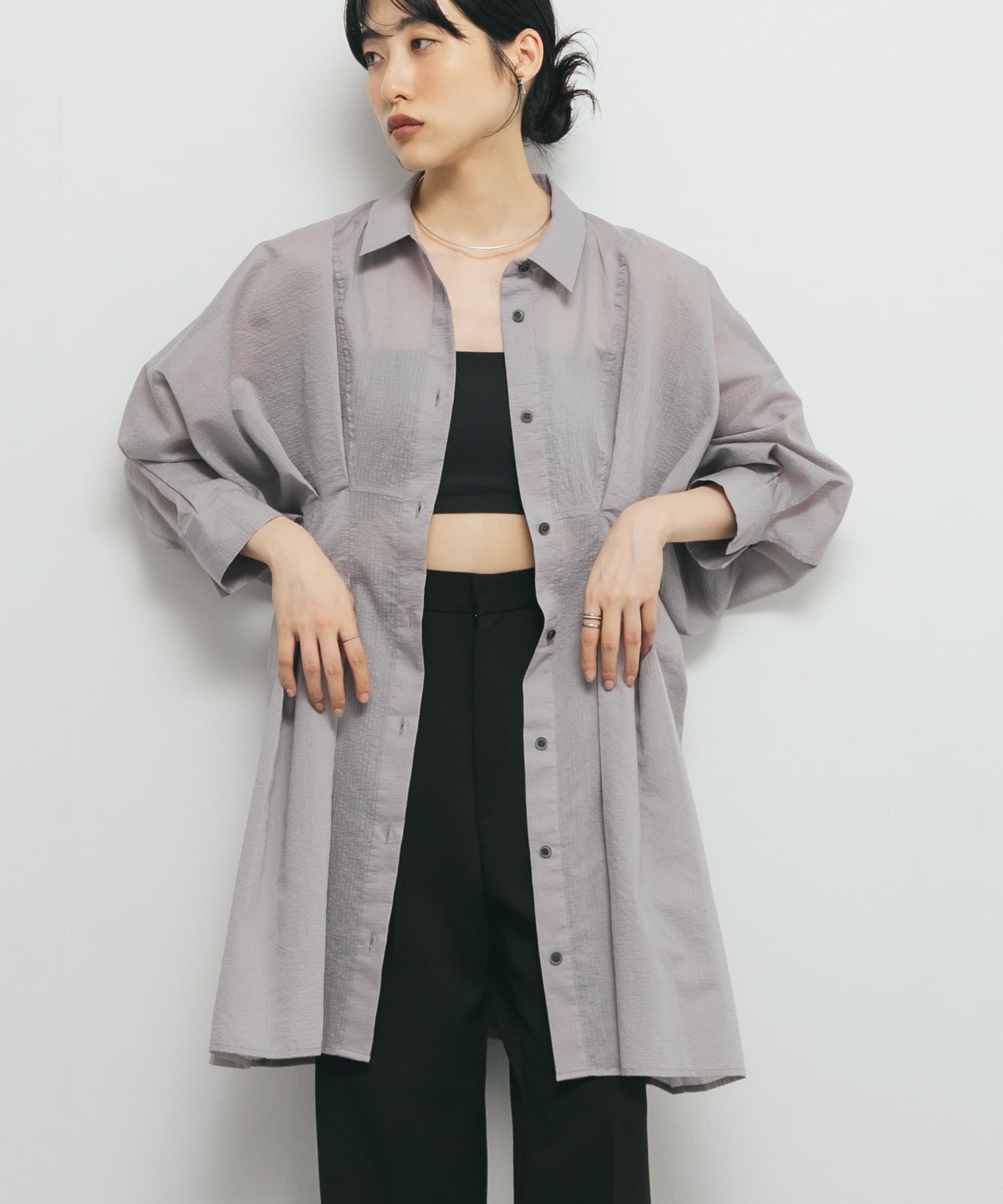 GRAY