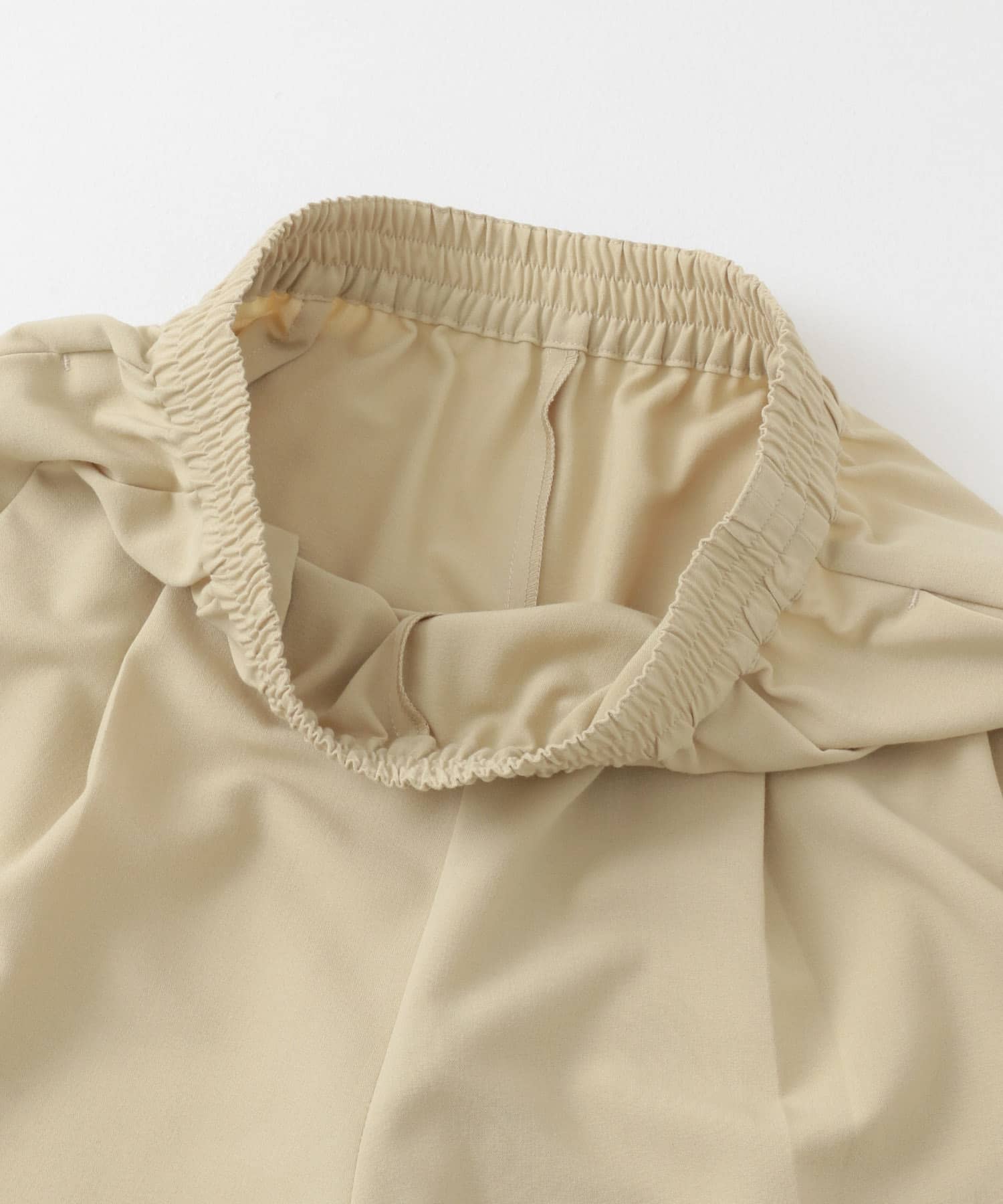 バックオープンベストセットアップ BEIGE one