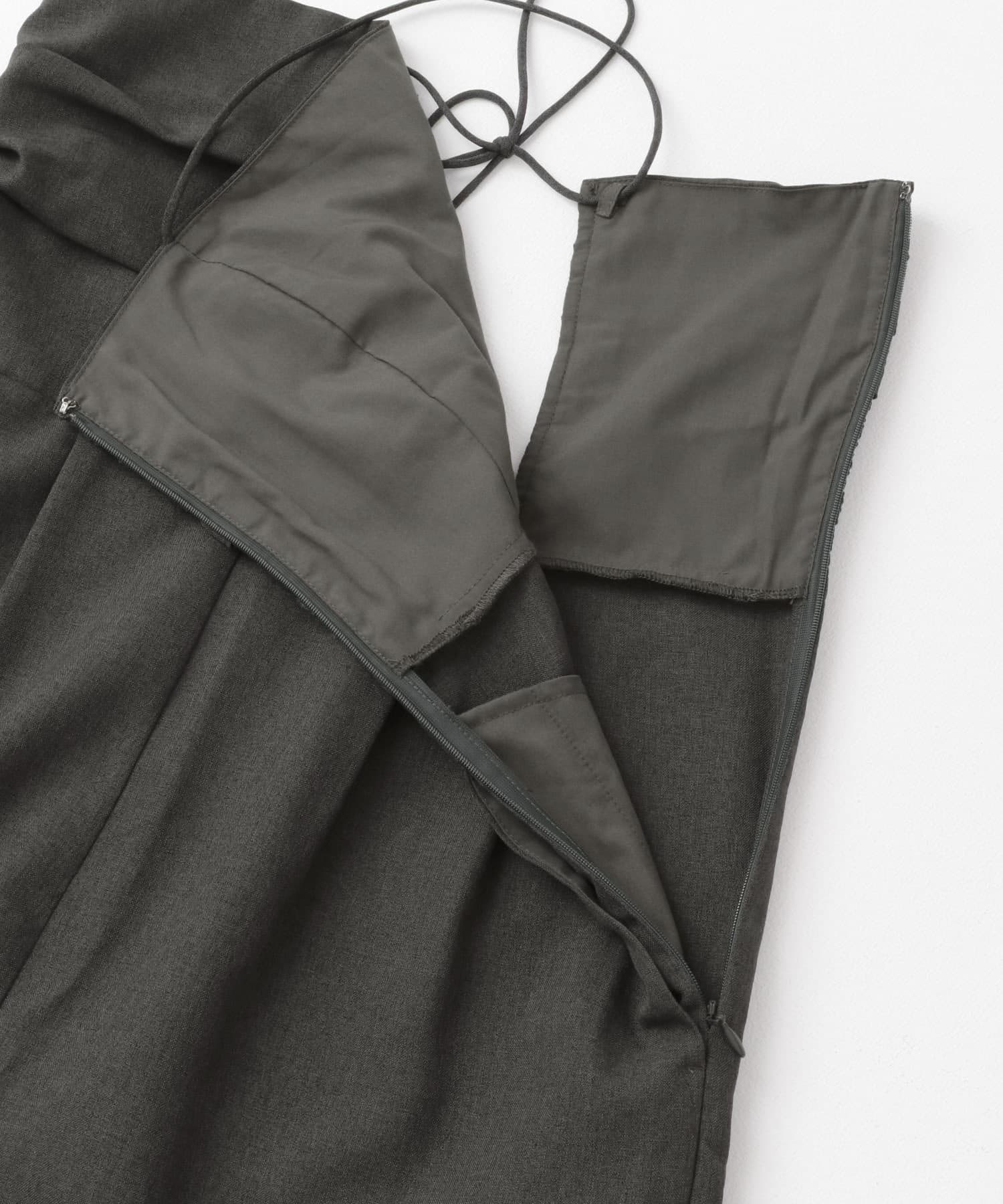 バックオープンキャミサロペット CHARCOAL one