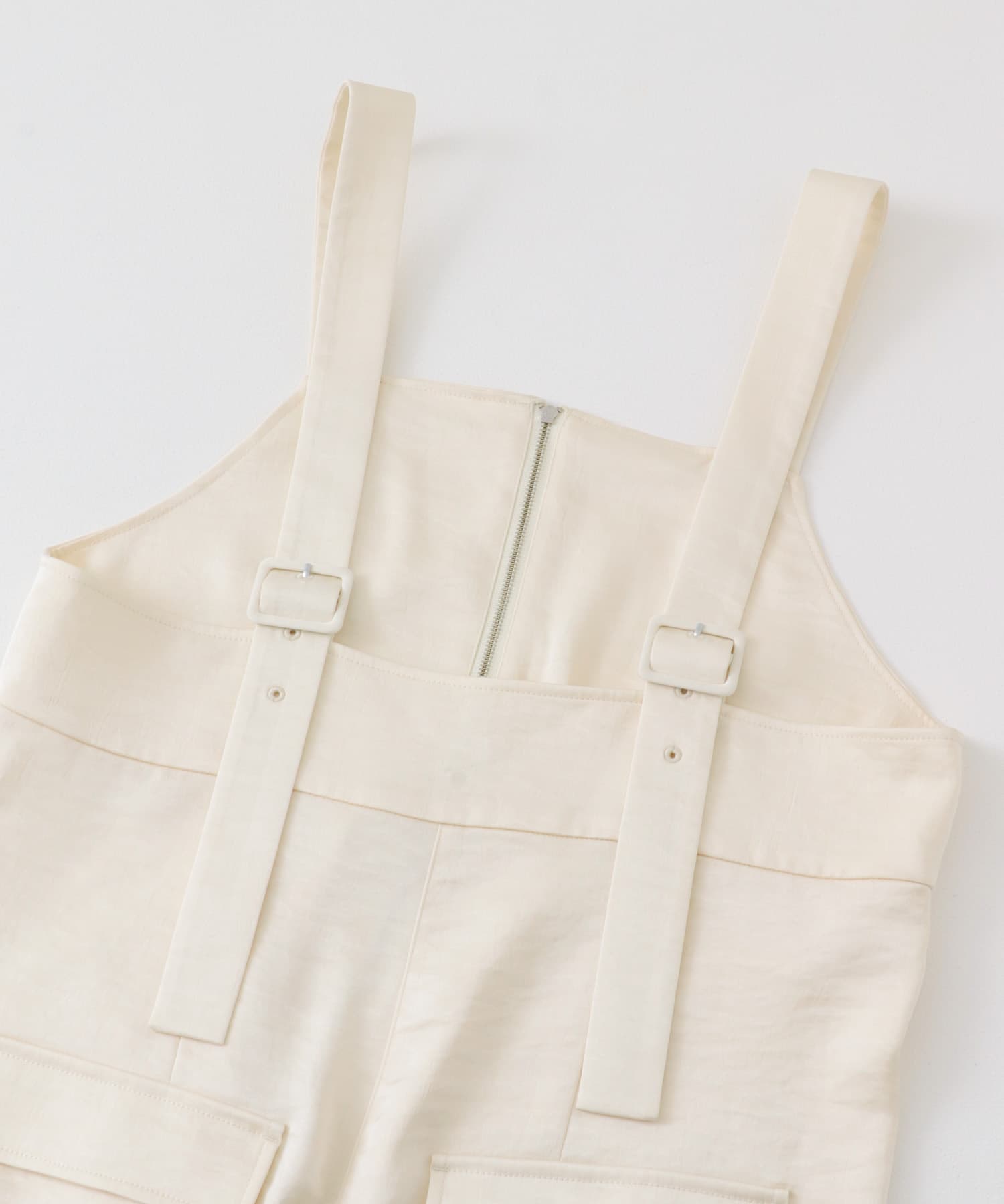 フロントZIPサテンサロペット IVORY one