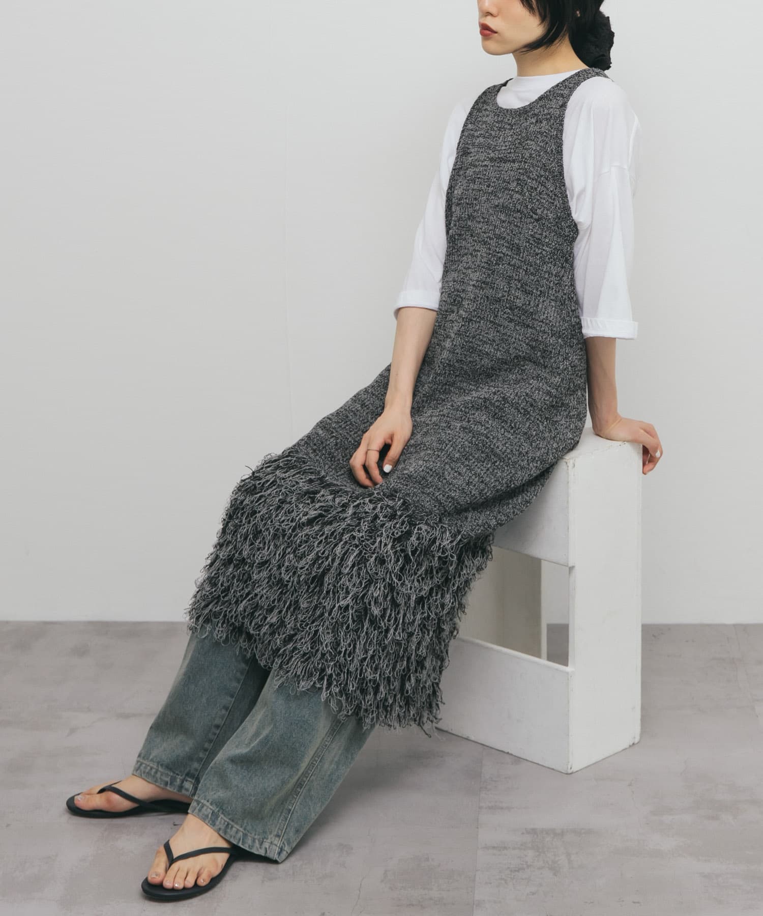 ループフリンジニットワンピース
