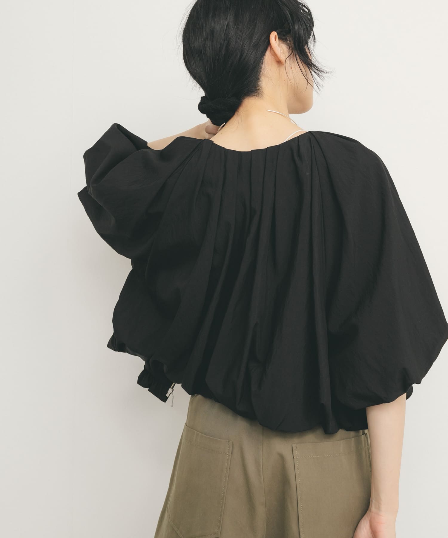 身長：160cm サイズ：one