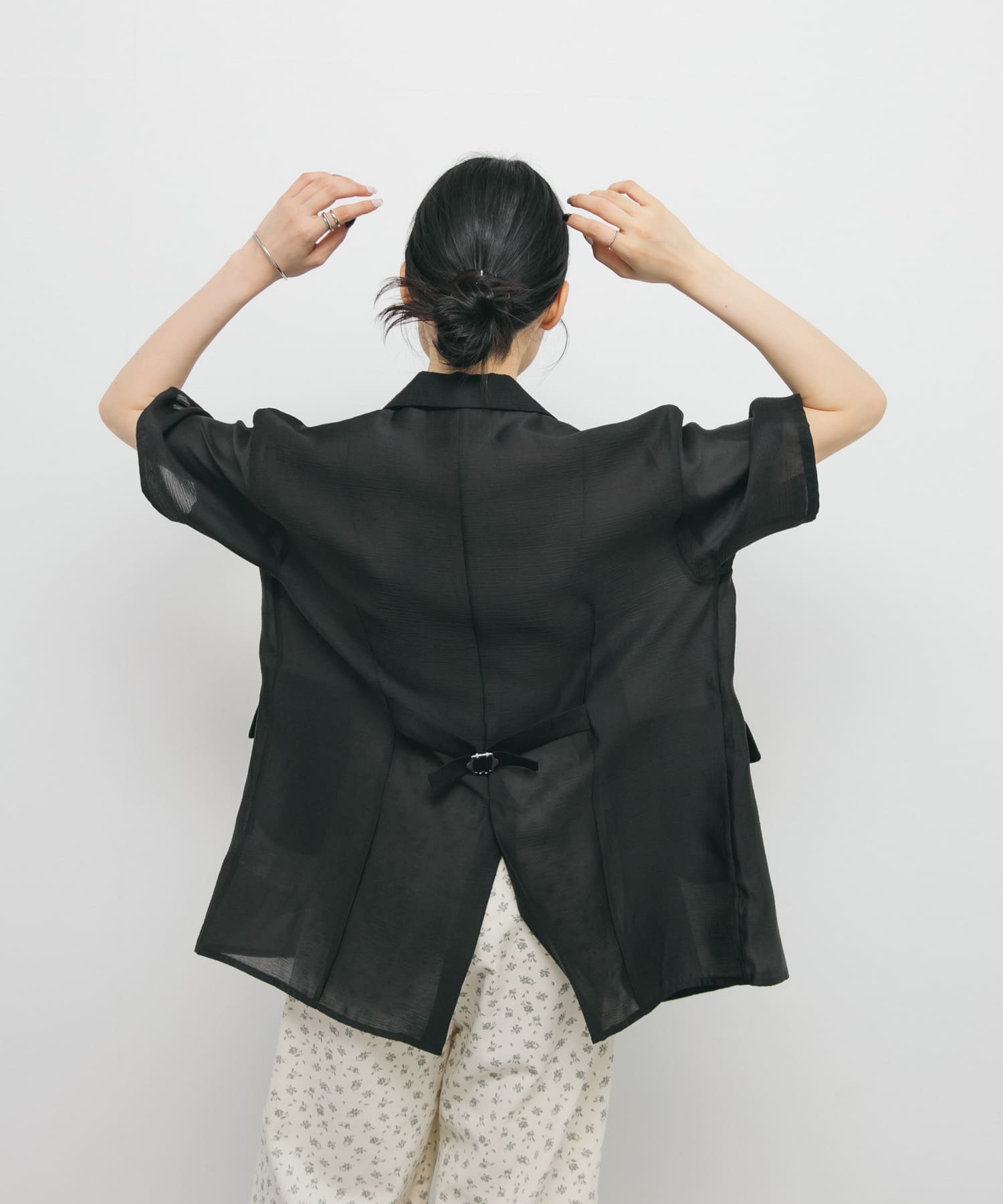 身長：160cm サイズ：one