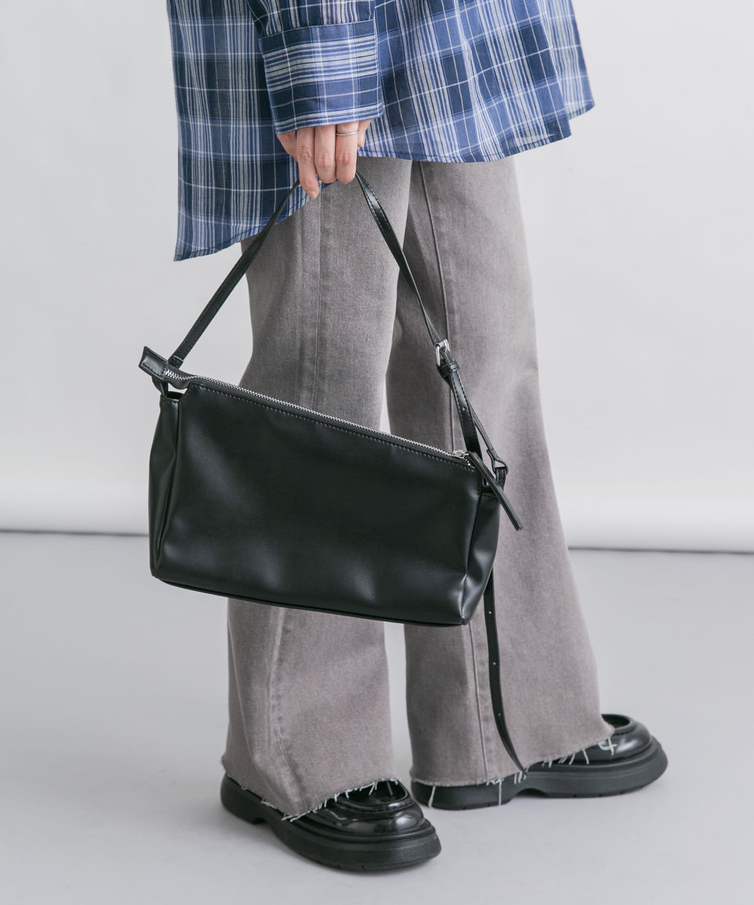 アシンメトリースリムショルダーBAG