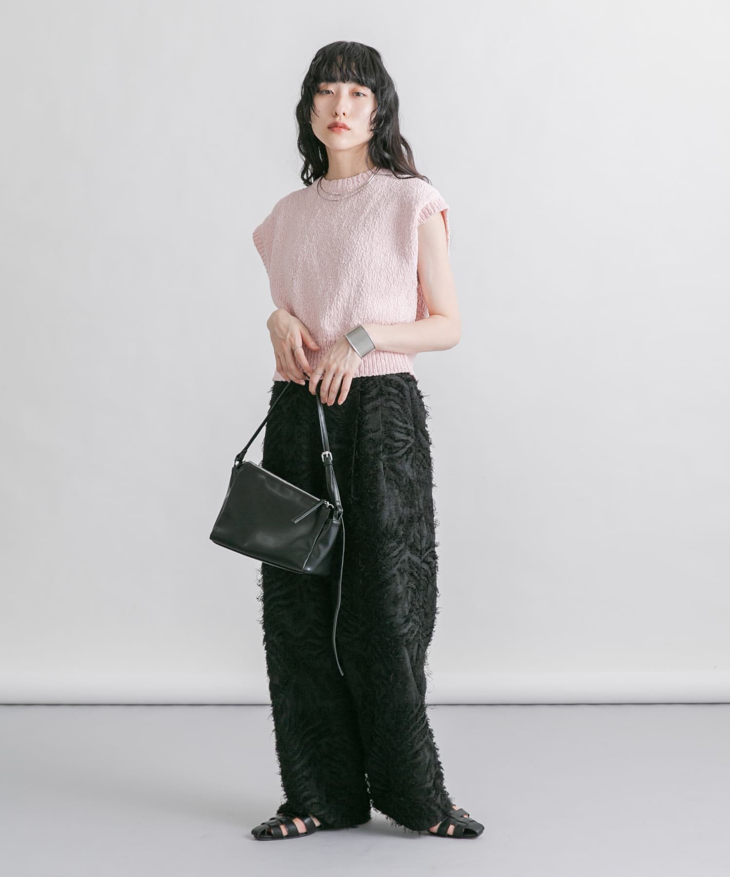 アシンメトリースリムショルダーBAG BLACK one