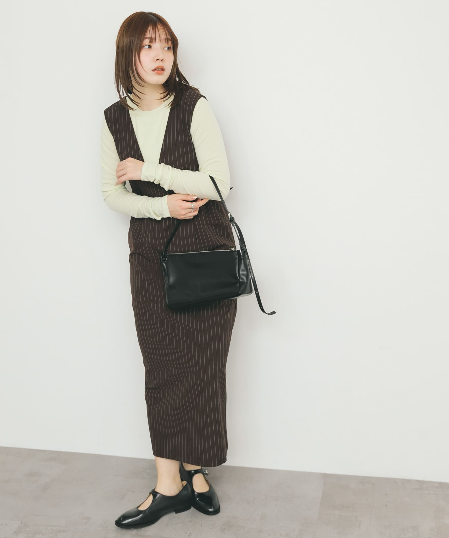 アシンメトリースリムショルダーBAG BLACK one
