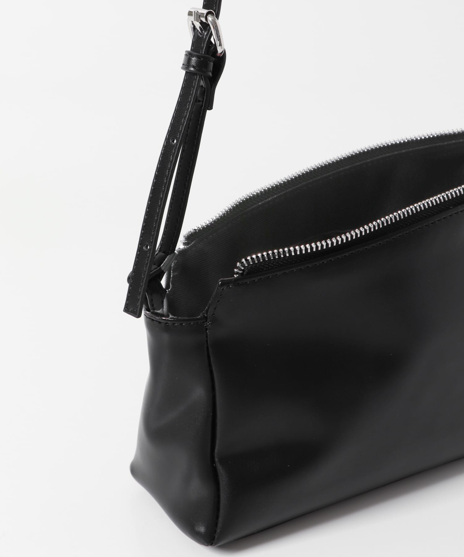 アシンメトリースリムショルダーBAG BLACK one