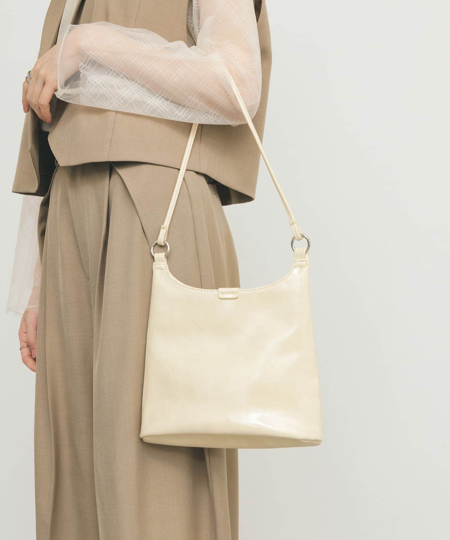 ダブルスリムショルダーBAG IVORY one
