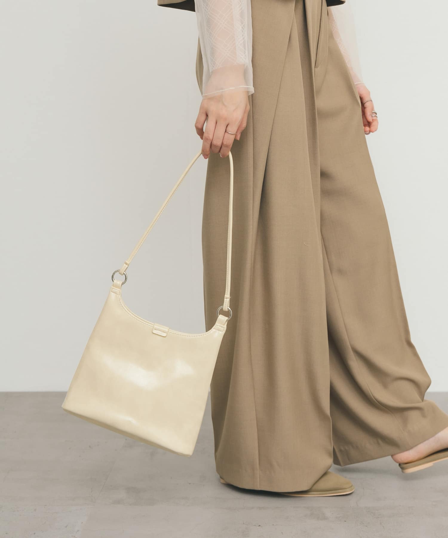 ダブルスリムショルダーBAG IVORY one
