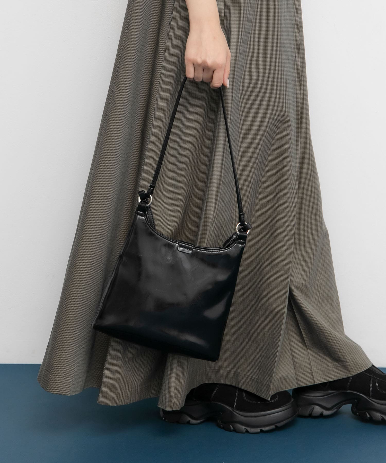 ダブルスリムショルダーBAG BLACK one