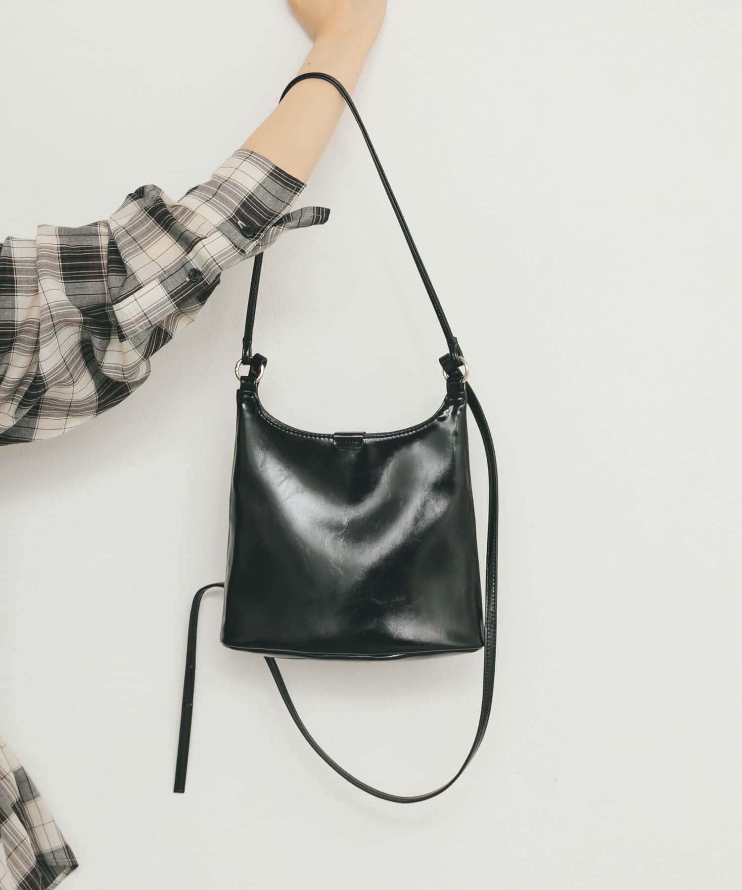 ダブルスリムショルダーBAG BLACK one