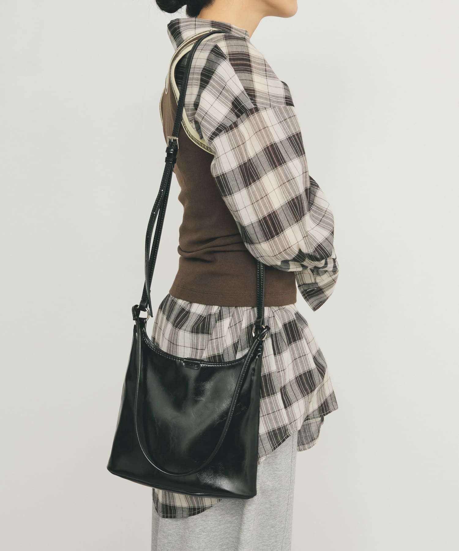 ダブルスリムショルダーBAG BLACK one