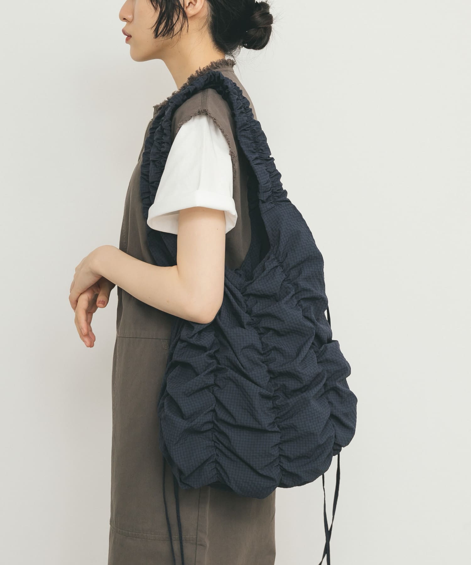 チェックリボンギャザーBAG NAVY one