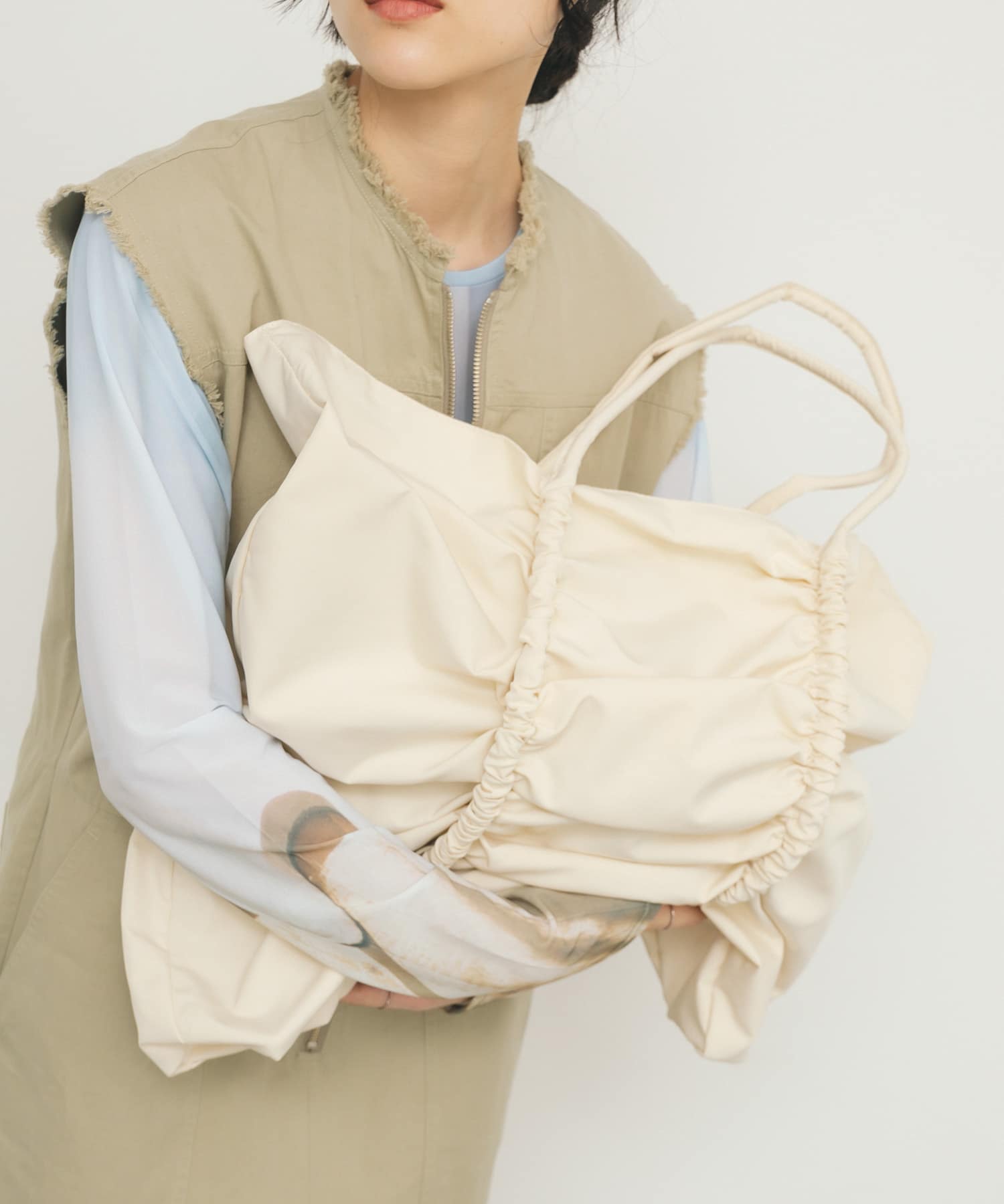 ビッグショルダーギャザーBAG