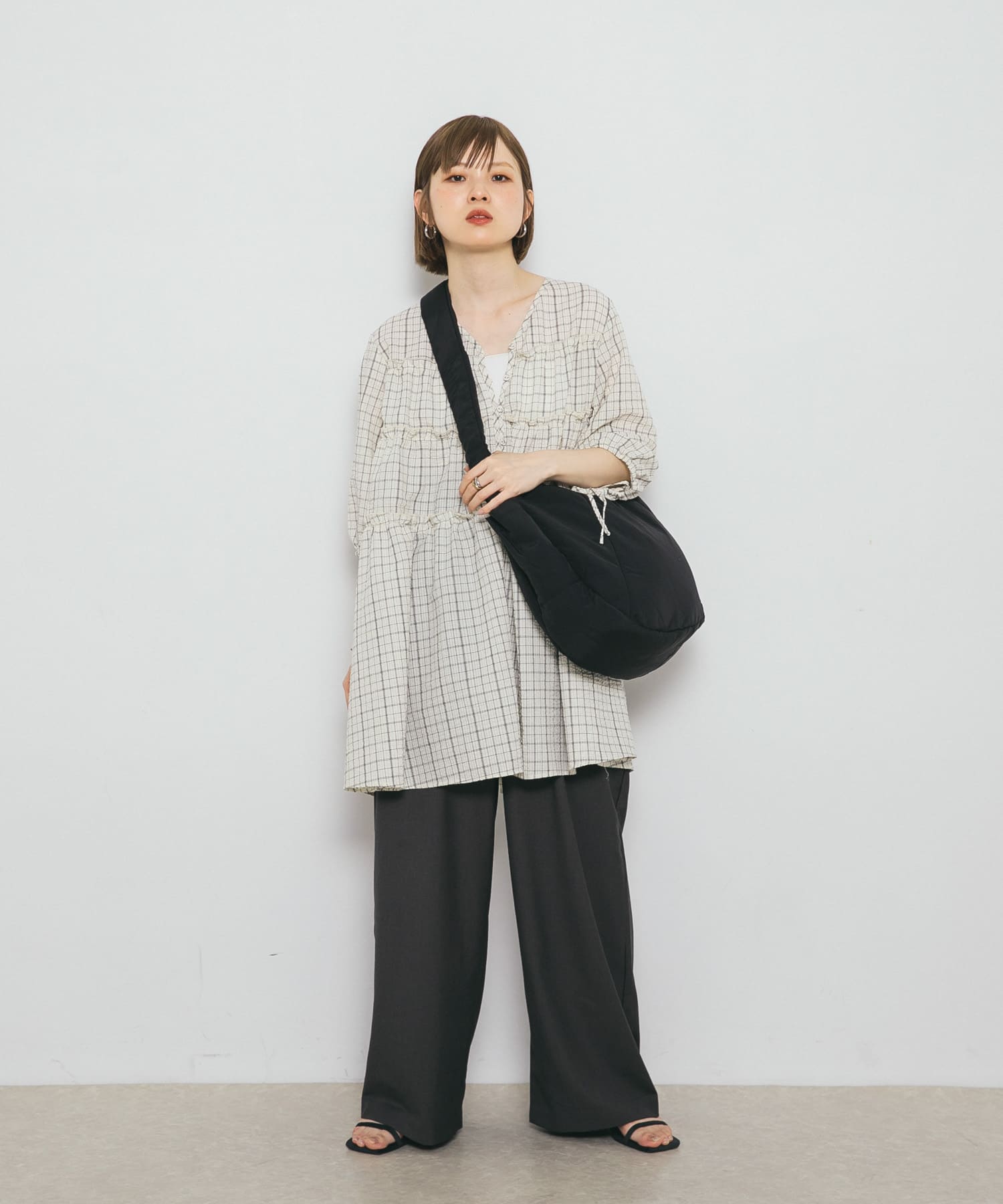 パファーナイロンBAG BLACK one