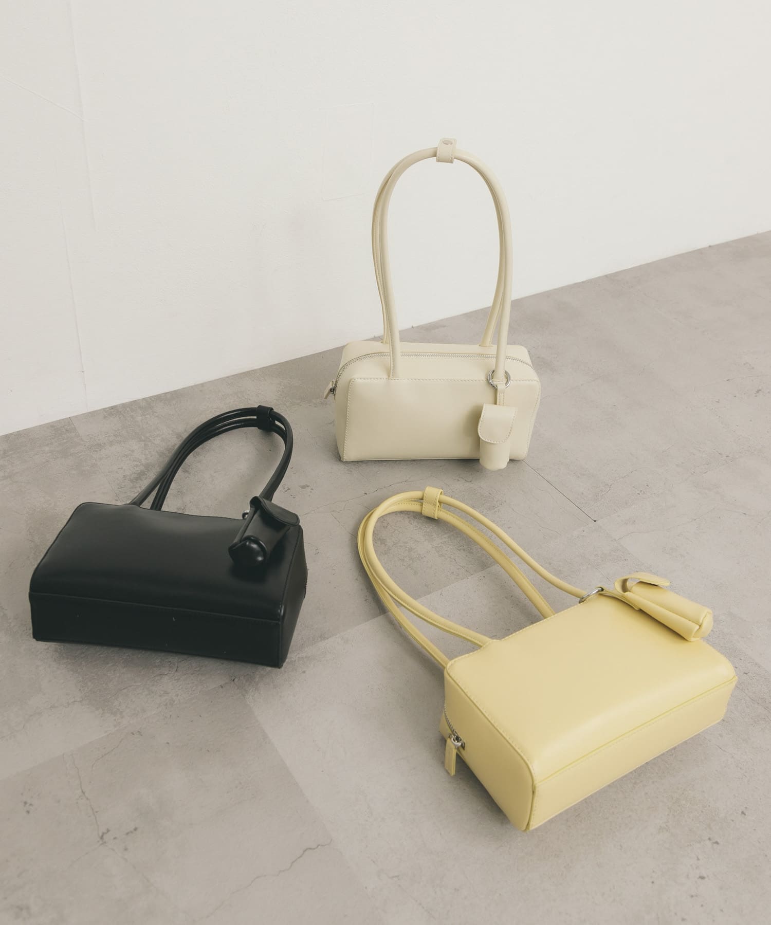 リップケース付きショルダーBAG YELLOW one