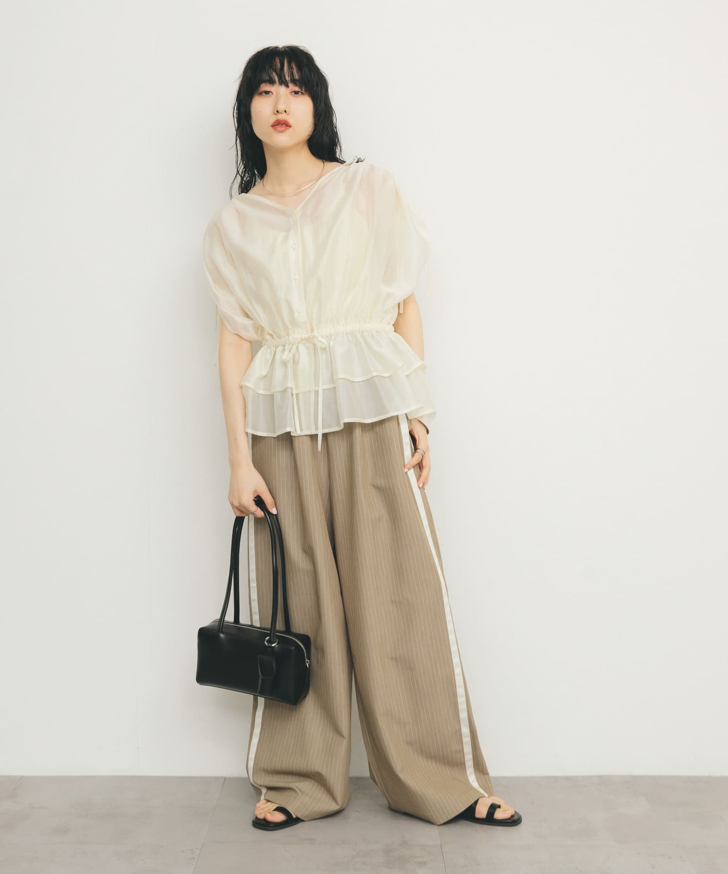 リップケース付きショルダーBAG BLACK one