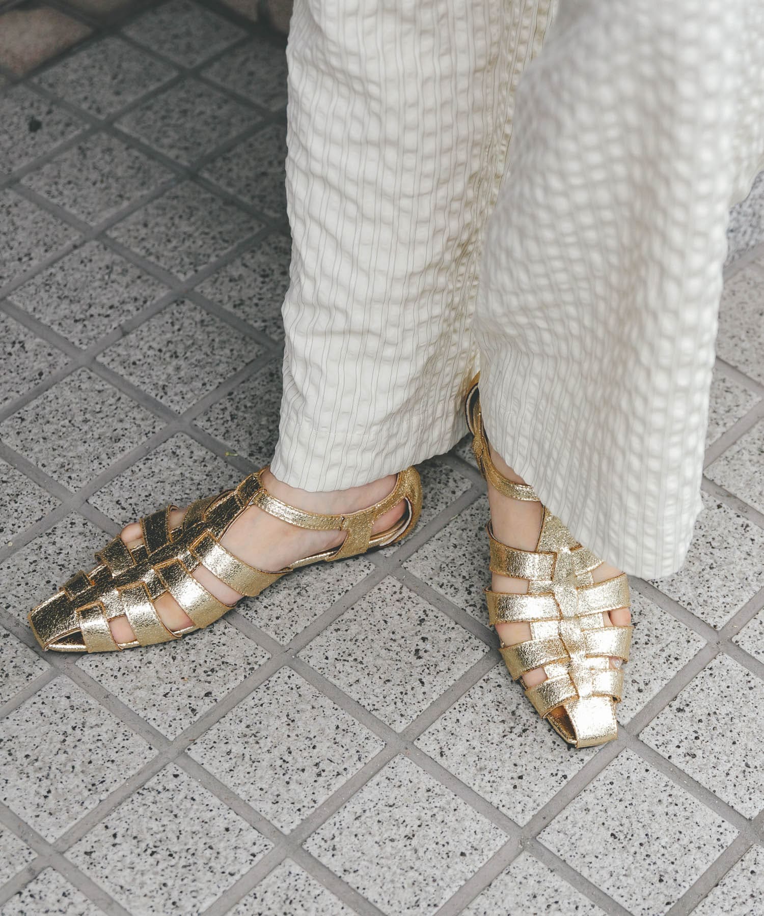 フラットグルカサンダル GOLD 37