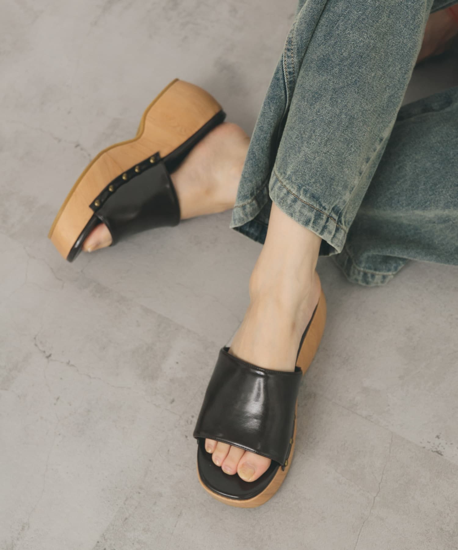 スタッズサボサンダル BROWN 37