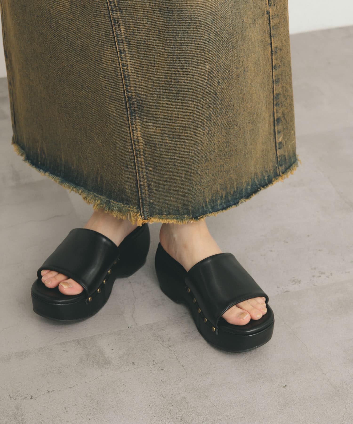 スタッズサボサンダル BLACK 37